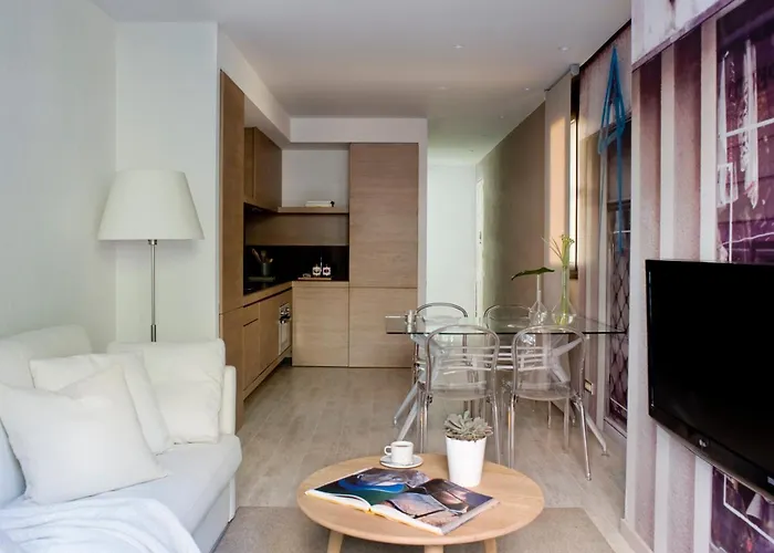 Eric Voekel Boutique s - Sagrada Familia Suites